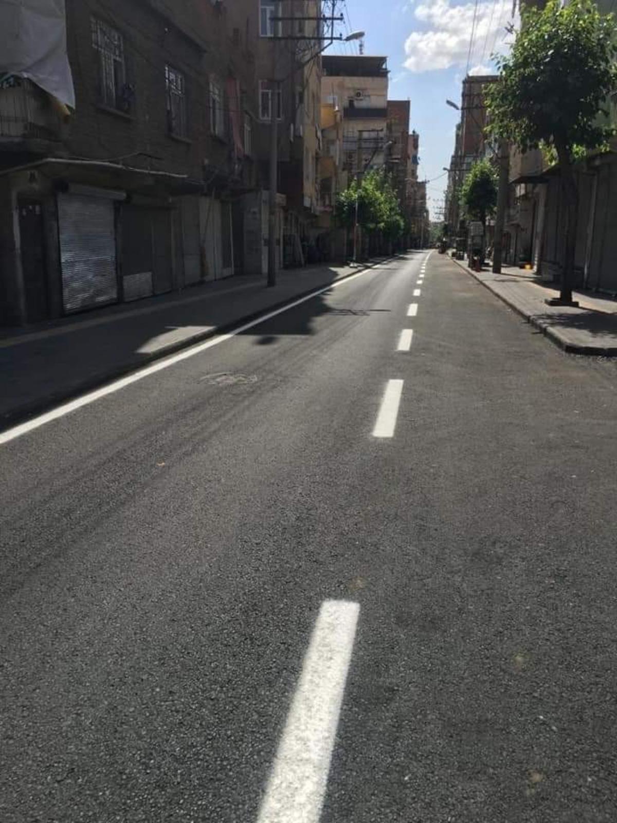 Fatih Caddesi 20 yıl aradan sonra asfaltlandı