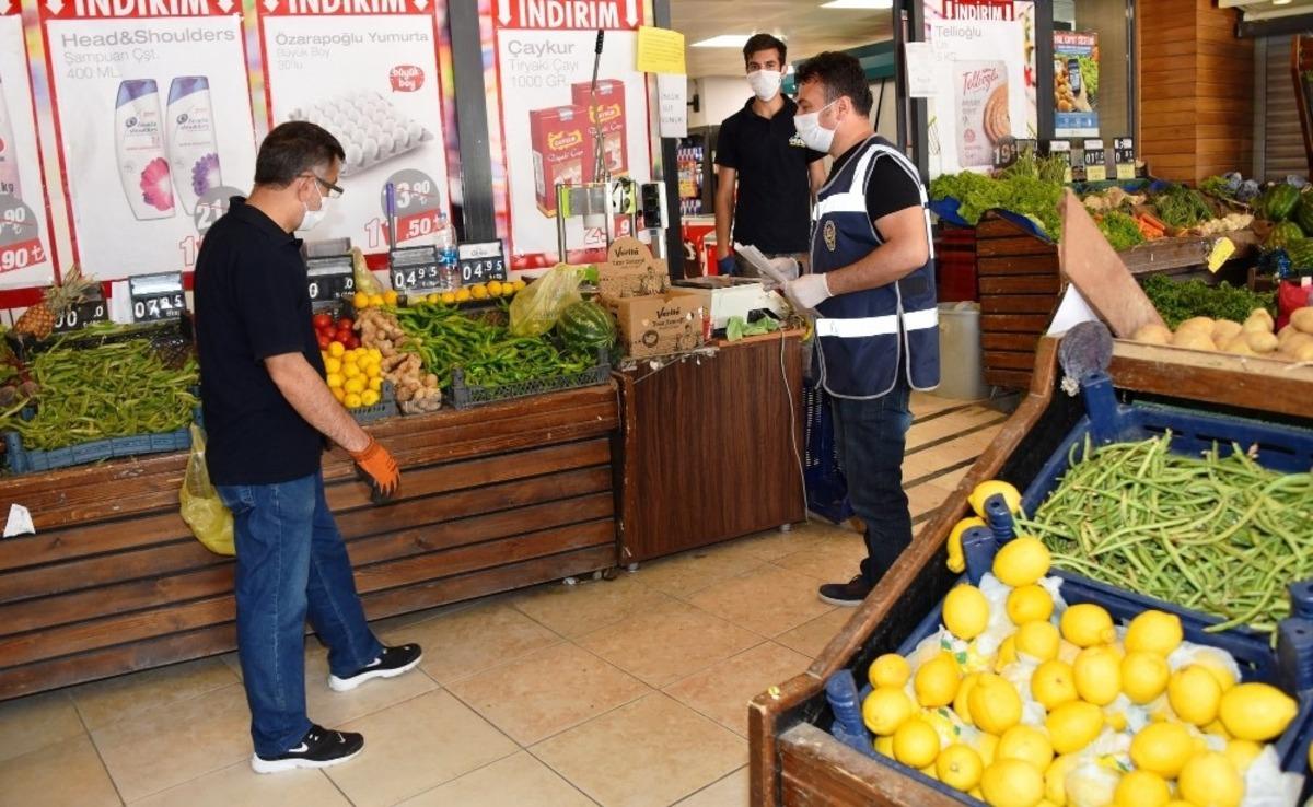 Yunusemre&rsquo;de marketler denetlendi