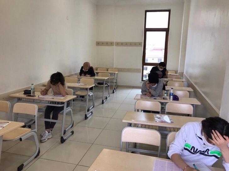 Sancaktepe’de korona önlemli TYT Deneme Sınavı G3