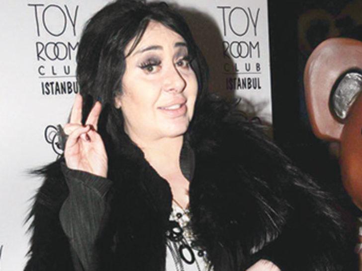 Nur Yerlitaş'tan yeni moda programı G1