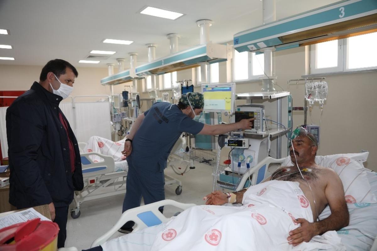 Yedikleri bitkiden zehirlenen şahısların tedavileri devam ediyor