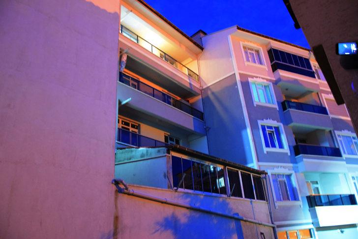 3 yaşındaki Elisa, 4'üncü katın balkonundan düştü G2