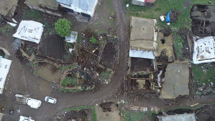 Bingöl'deki depremin boyutu gün ağarınca ortaya çıktı G5