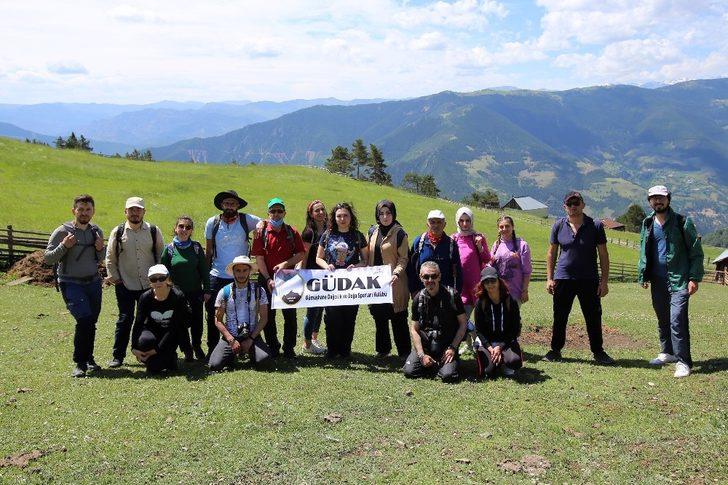 Gümüşhane yaylalarını yürüyerek keşfediyorlar G3