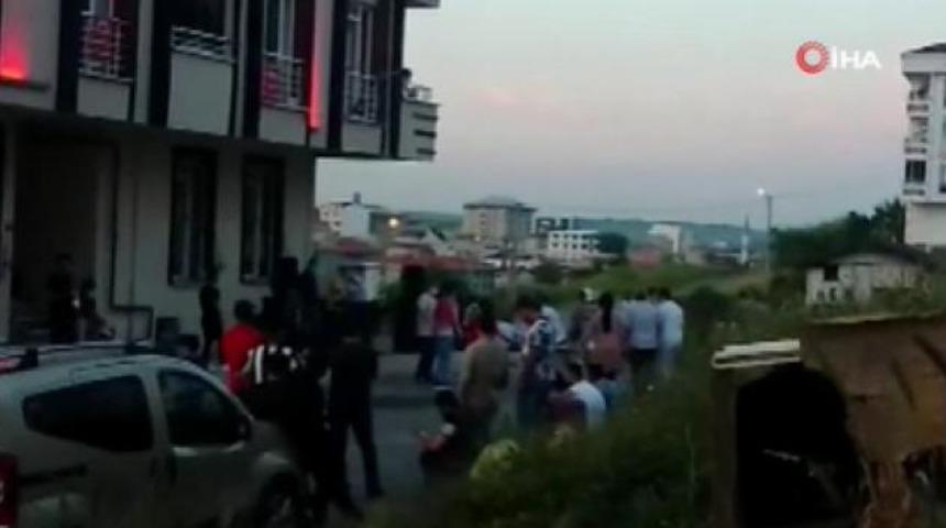 Yasağa aldırmadılar! Sokak ortasında düğün yaptılar