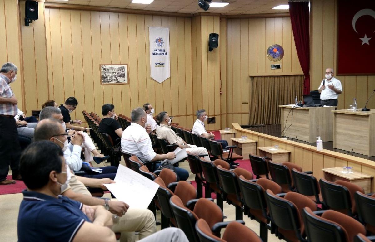 Akdeniz Belediyesinde &lsquo;Beyaz Masa&rsquo; kuruluyor