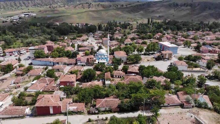 Koronavirüs bu ilçeye giremedi! Kurallara harfiyen uyuyorlar G3