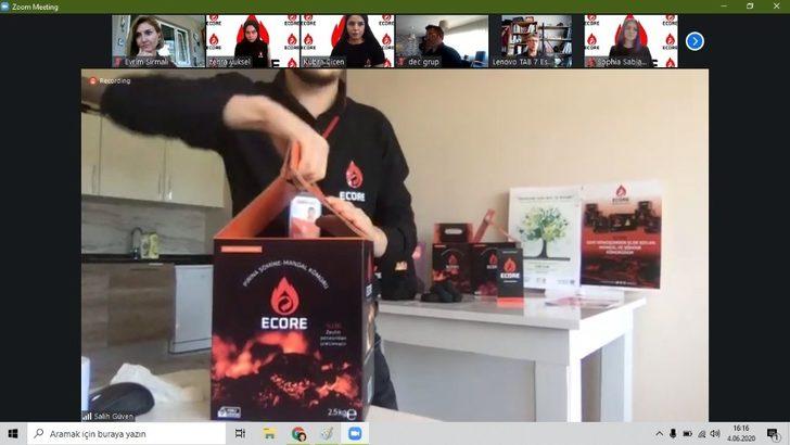 Öğrenciler bitirme projelerini online platformda sundu G4