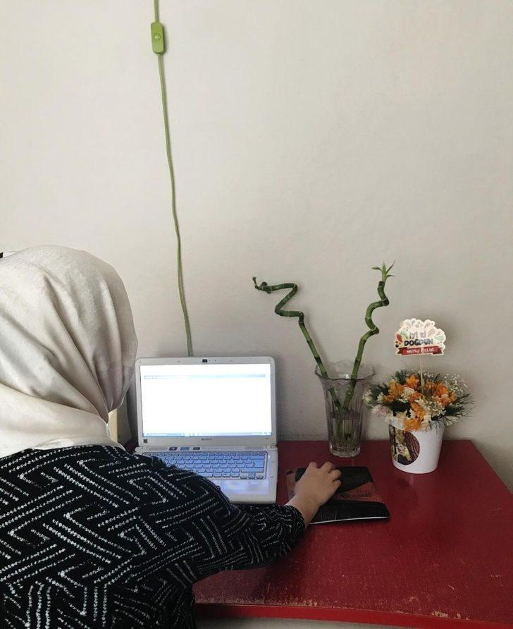 Eyüpsultanlı Öğrenciler AYT ve TYT ile kendilerini test ettiler G4