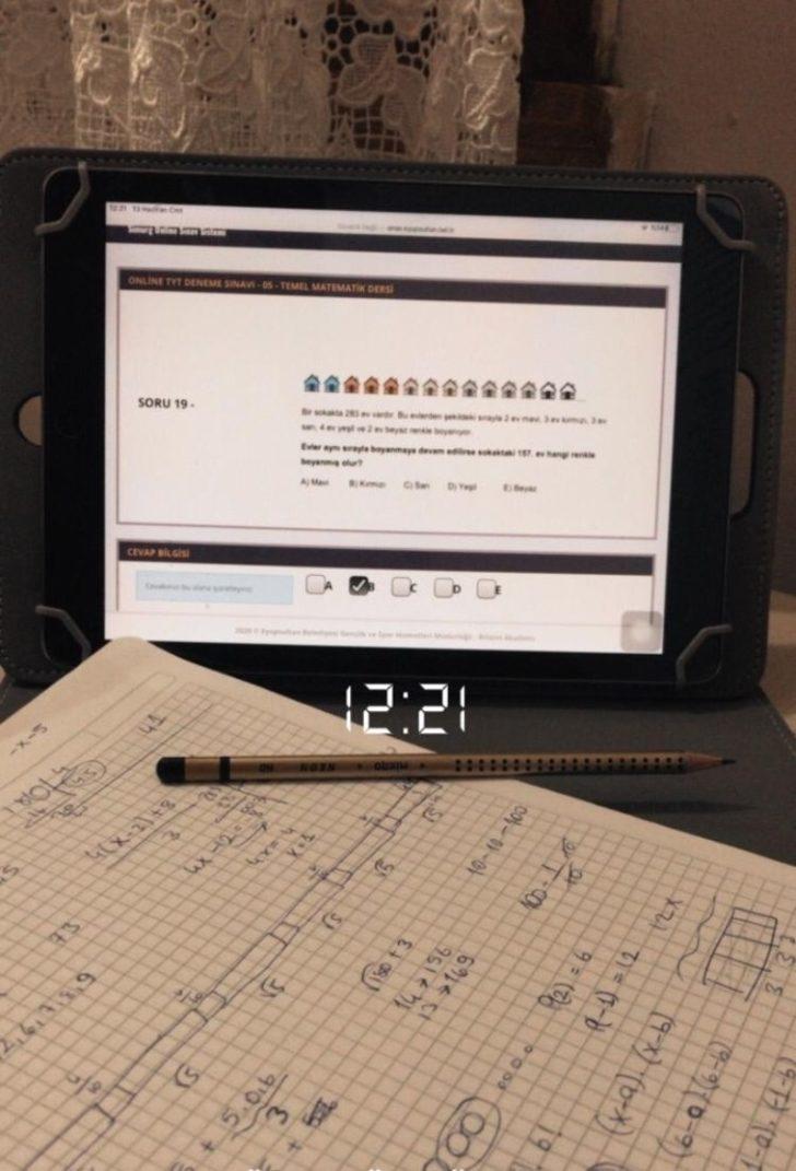 Eyüpsultanlı Öğrenciler AYT ve TYT ile kendilerini test ettiler G5