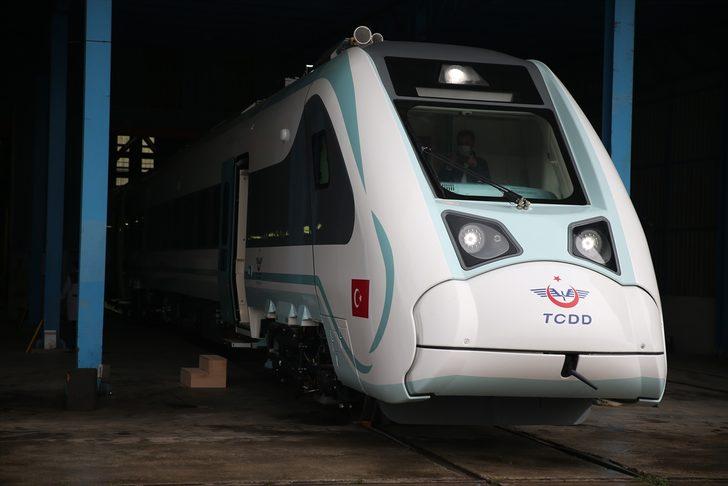 Ulaştırma Bakanı Karaismailoğlu, Milli Elektrikli Tren için tarih verdi  G2
