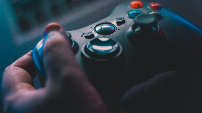 Microsoft'tan PlayStation 5'e uygun fiyatlı cevap: Xbox Series!