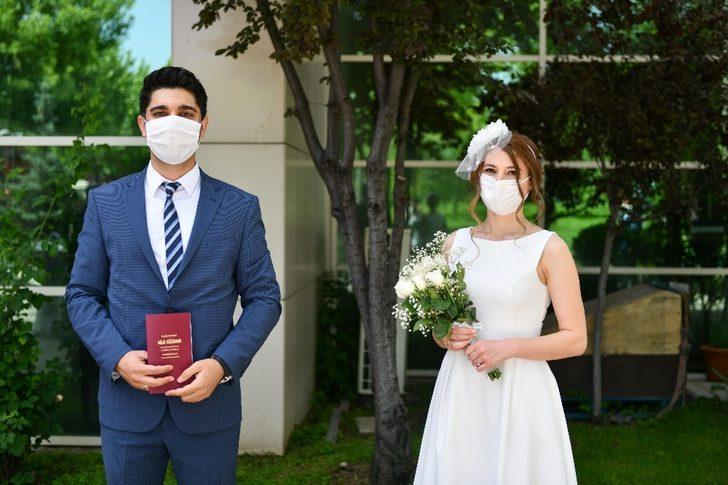 Büyükşehir’in bahçede nikah dönemi devam ediyor G1