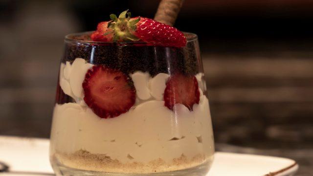 Magnolia tatlısı tarifi! Kolay, tam kıvamında nefis bir lezzet arayanlara