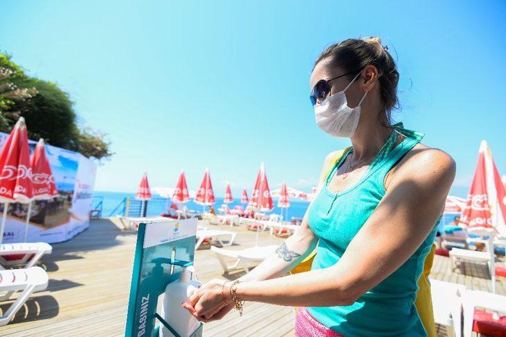 Antalya’nın mavi bayraklı falez plajları pandemi kurallarıyla açıldı G5