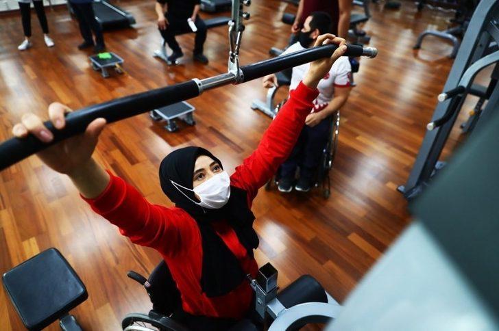 Engelliler sarayı eğitime yeniden başladı G1