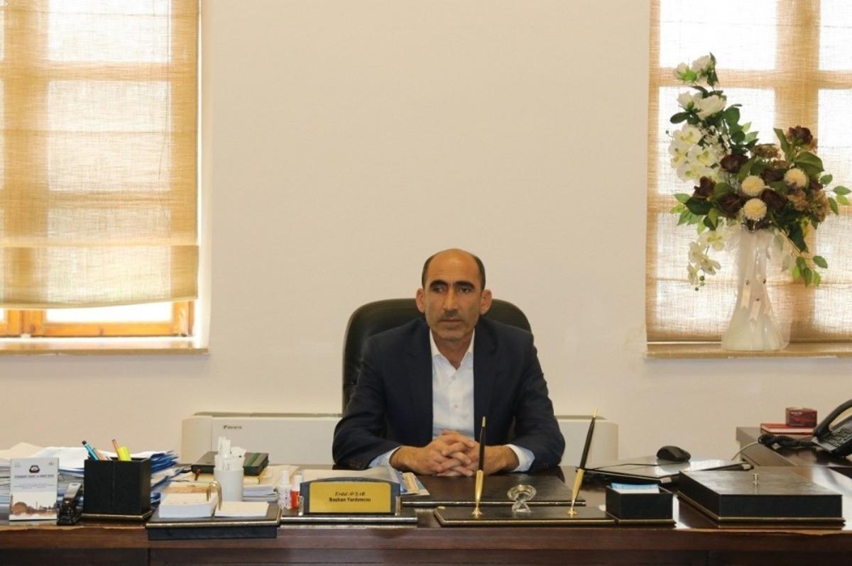 DTSO&rsquo;dan iş yerlerine dezenfektan standı dağıtımı