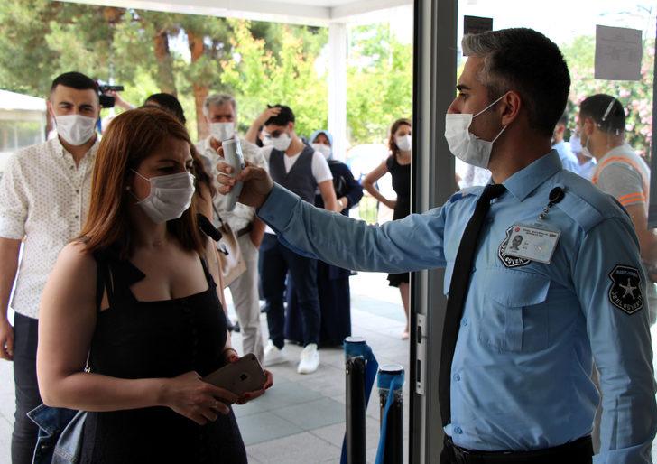 Yer: Şişli! İşte yeni normalin ilk davetli nikah töreni G1