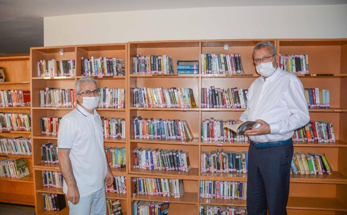 Karacabey&rsquo;de yeni şehir k&uuml;t&uuml;phanesi hedefi