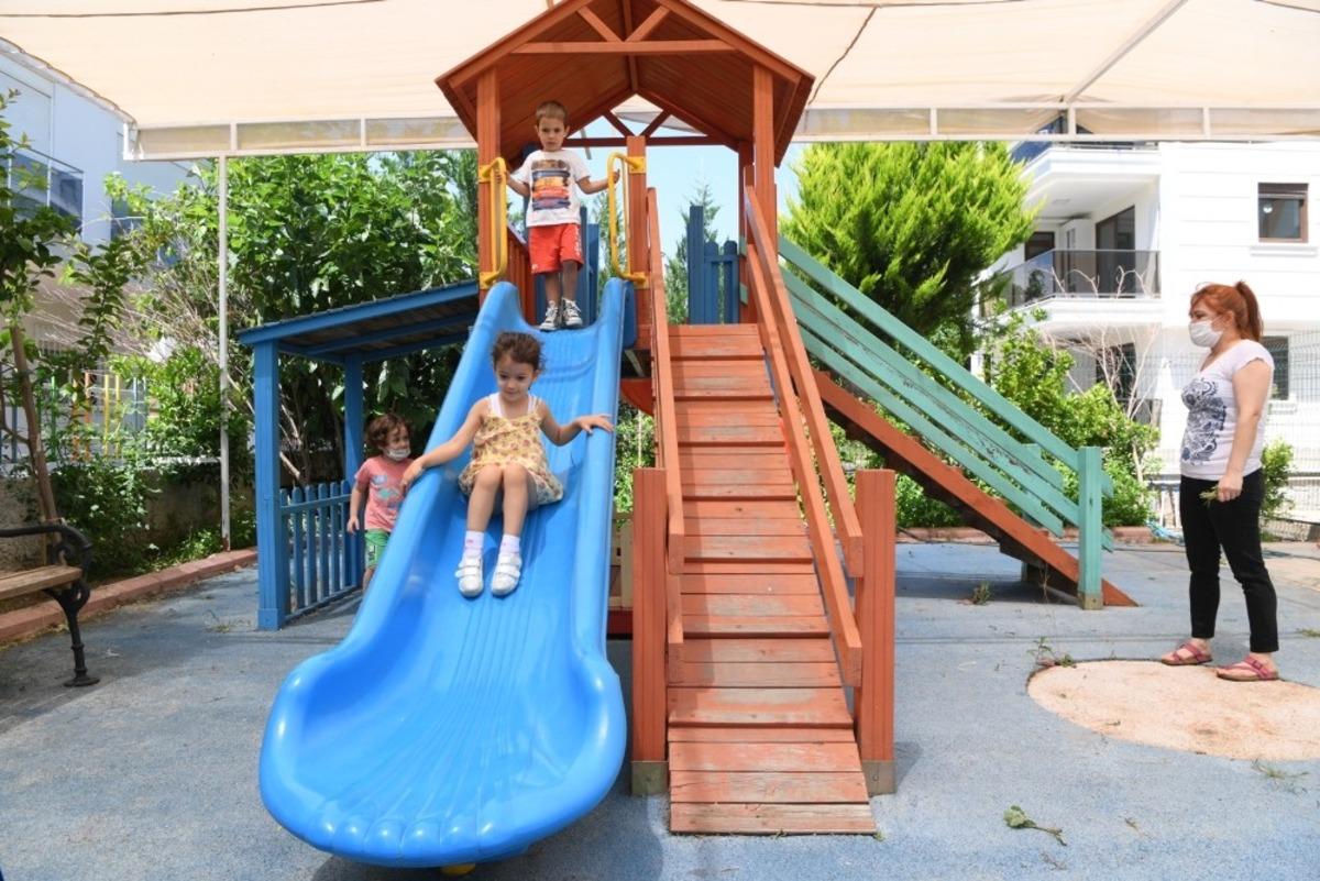 Konyaaltı Belediyesi kreşleri hizmete a&ccedil;ıldı