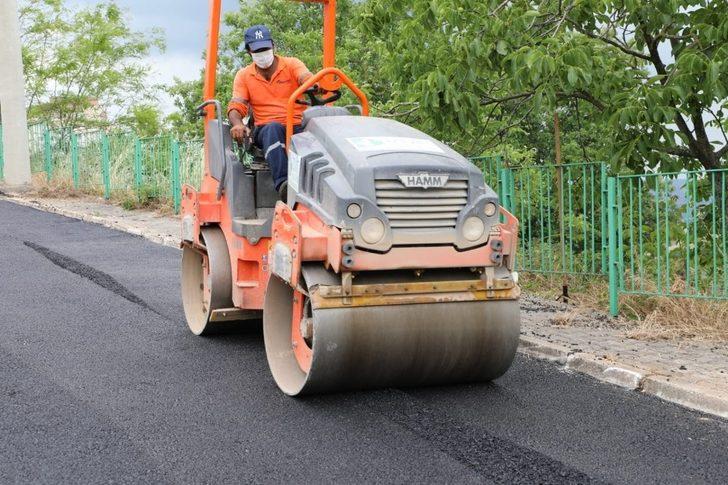İzmit Belediyesi’nden Gündoğdu’da asfalt seferberliği G1