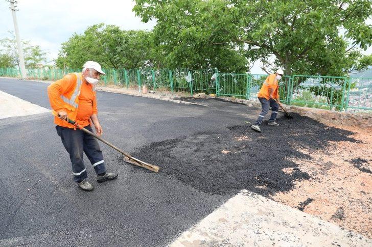 İzmit Belediyesi’nden Gündoğdu’da asfalt seferberliği G3