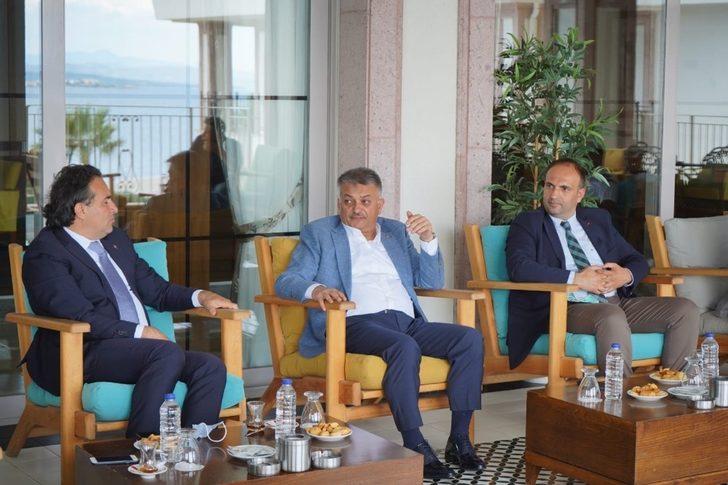 Vali Yazıcı Ayvalık’tan helallik aldı G3