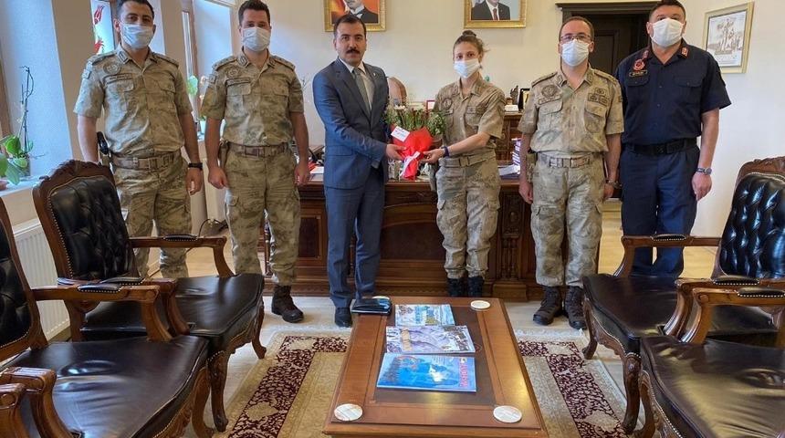 Jandarmadan Kaymakam Koşal&rsquo;a nezaket ziyareti