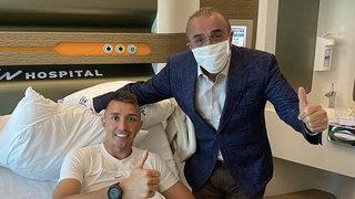 Abdurrahim Albayrak'tan Muslera'ya ziyaret