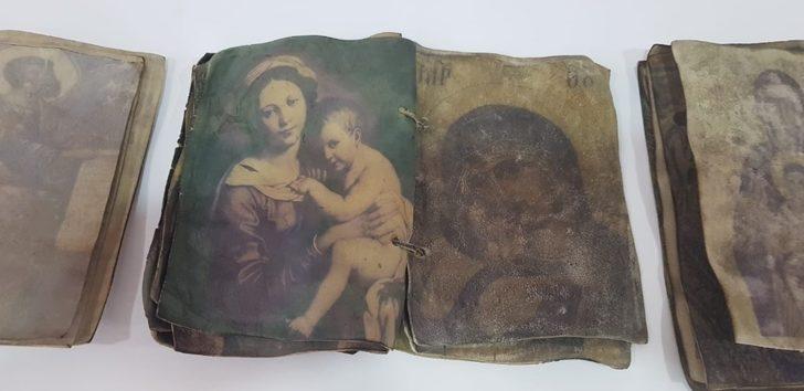 Kırıkkale'de ceylan derisi üzerine yazılmış tarihi dua kitapları ele geçirildi G1