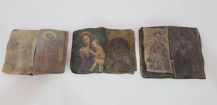 Kırıkkale'de ceylan derisi üzerine yazılmış tarihi dua kitapları ele geçirildi G5