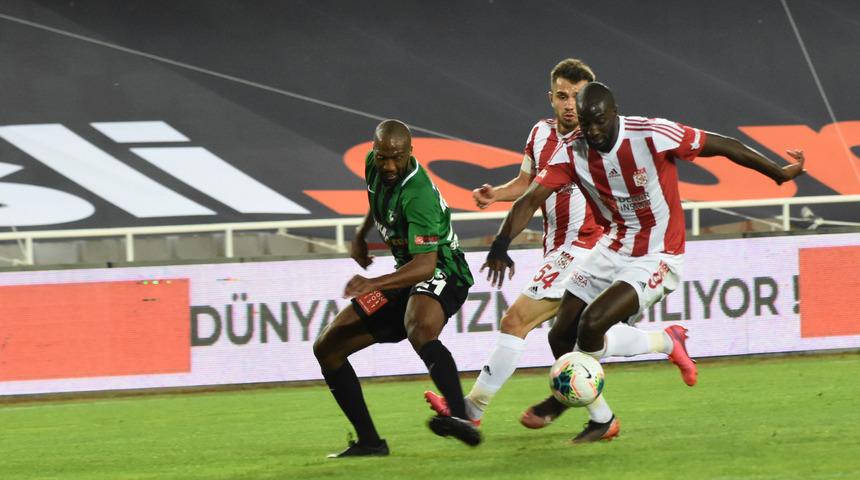 ÖZET | Demir Grup Sivasspor - Yukatel Denizlispor: 1-0