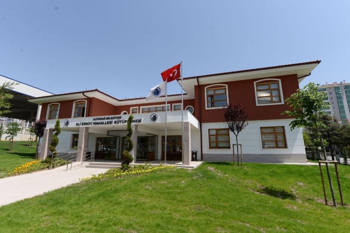 K&uuml;t&uuml;phanelerde sınav mesaisi