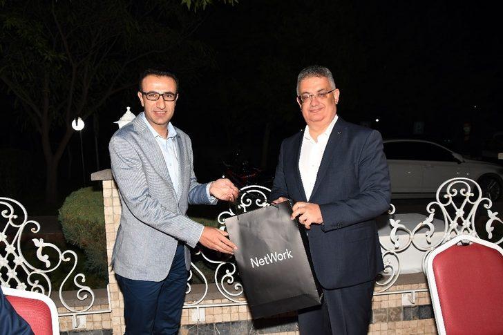 Vali Aykut Pekmez için veda yemeği düzenlendi G3