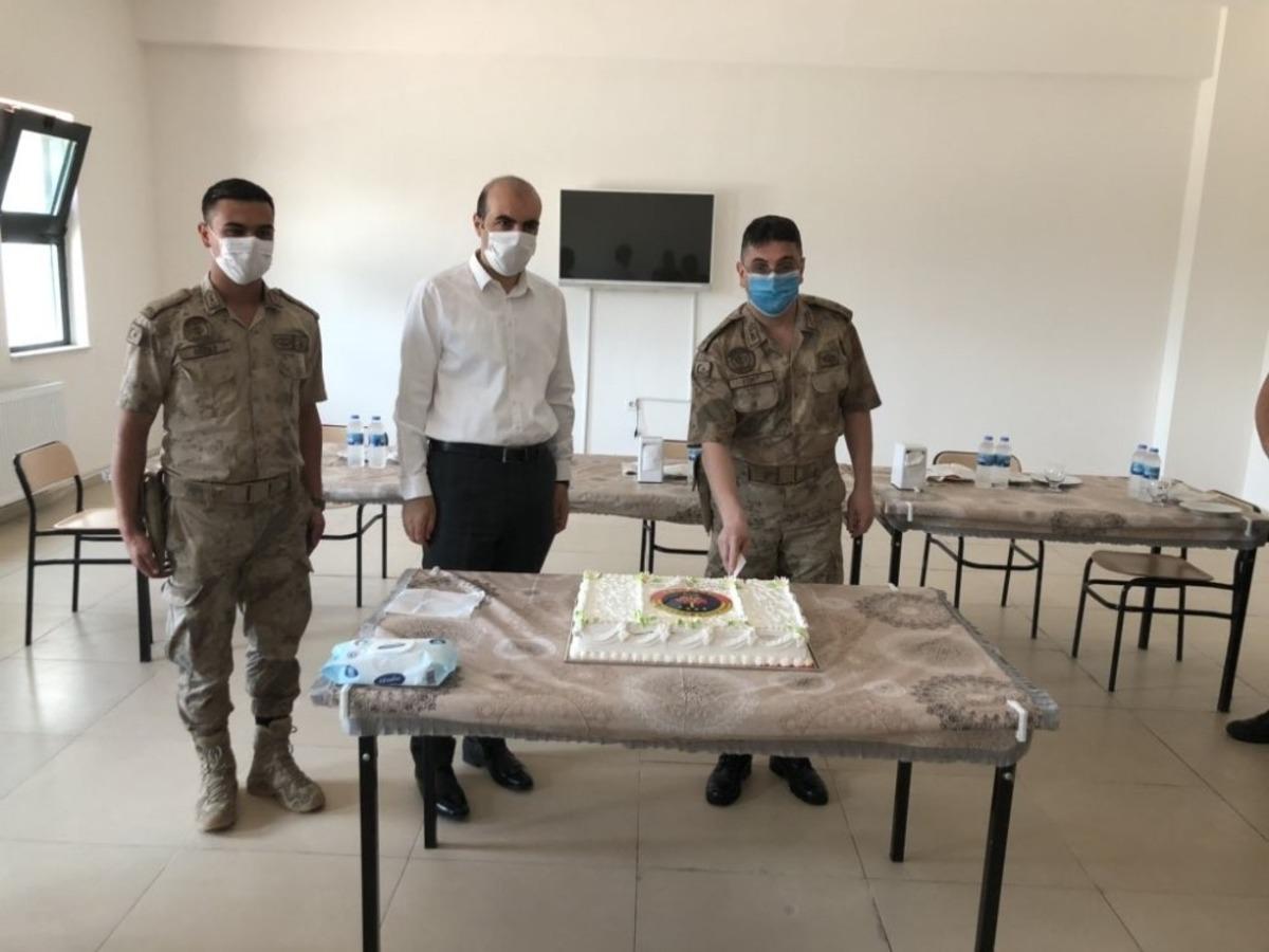 Dicle Kaymakamı Demir&ccedil;in jandarmanın kuruluş yıl d&ouml;n&uuml;m&uuml;n&uuml; kutladı