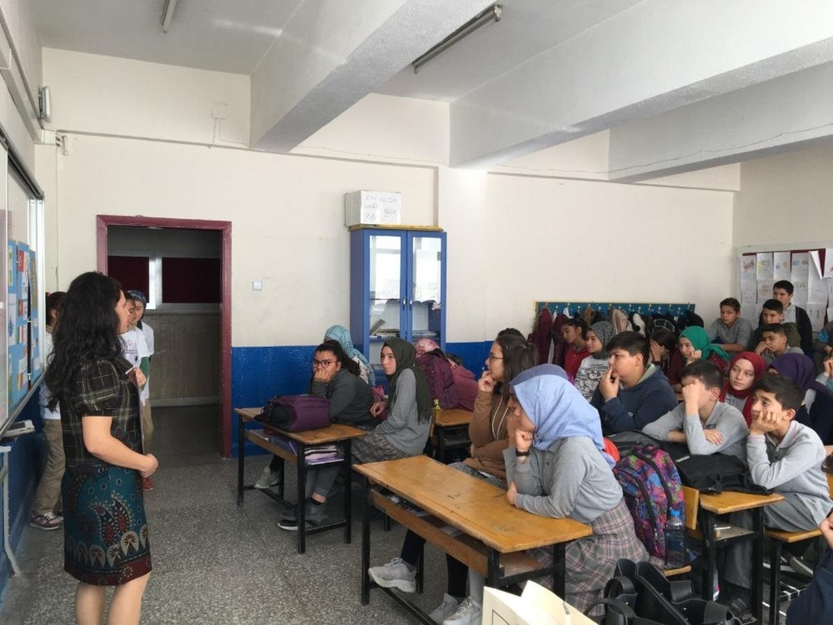 &Ccedil;alışlar Ortaokulu &ouml;ğrencileri &ldquo;Su el&ccedil;isi&rdquo; oldular