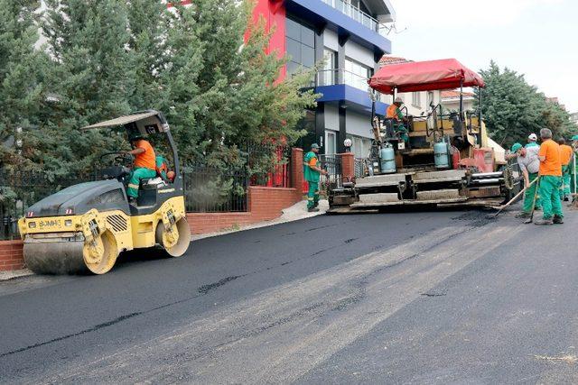 Çankaya’da asfalt çalışmaları sürüyor