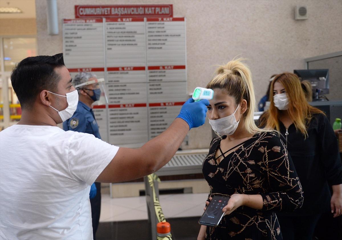 Adana, Mersin ve Hatay adliyeleri normalleşme adımları kapsamında hizmet vermeye başladı