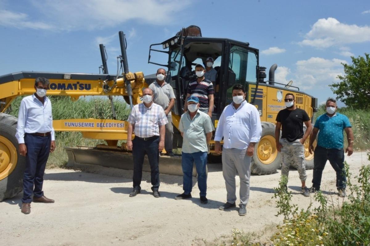 &Ccedil;ift&ccedil;ilerden Yunusemre Belediyesine ova yolu teşekk&uuml;r&uuml;