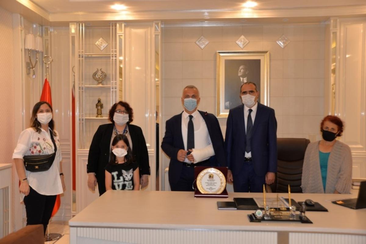 Başkan Babaoğlu, g&ouml;n&uuml;ll&uuml;lerini makamında ağırladı