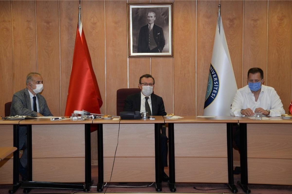 Bursa&rsquo;da &Uuml;niversite-Sanayi işbirliğinde &lsquo;Sağlık-Sanayi&rsquo; d&ouml;nemi başlıyor