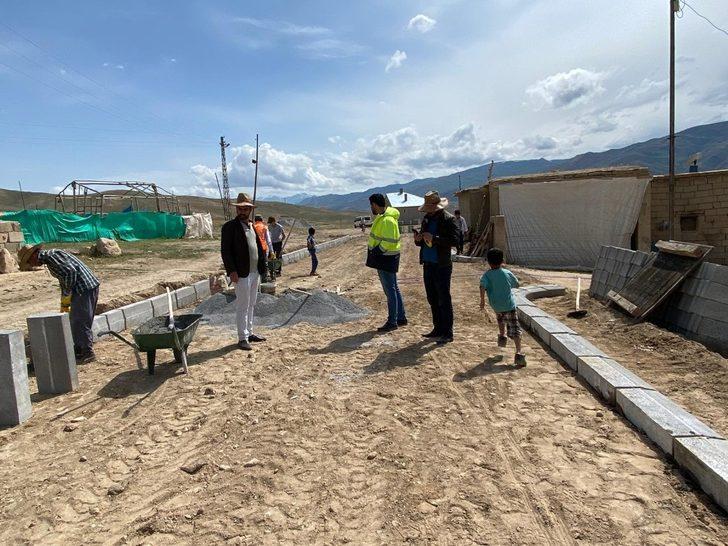 Başkale Belediyesinden kilitli parke taşı çalışması G1