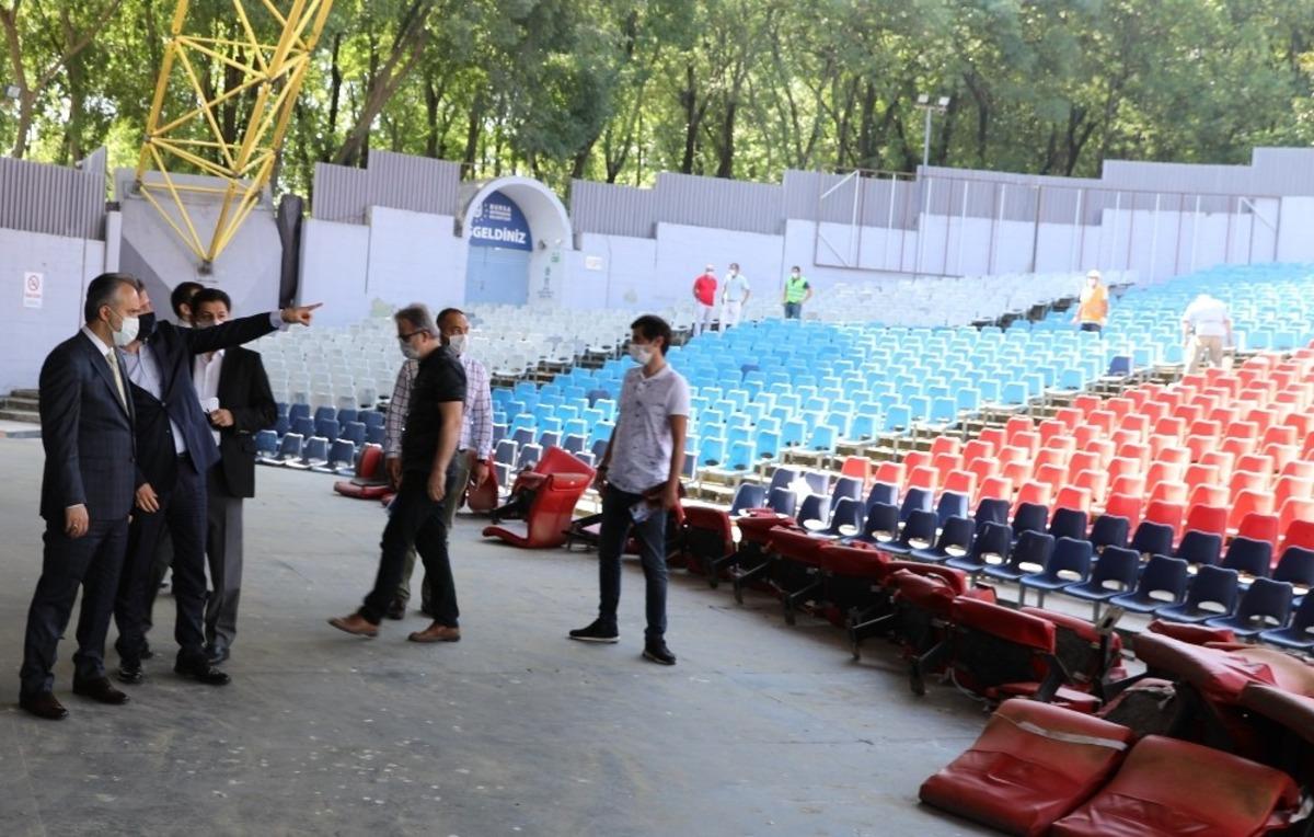 Bursa A&ccedil;ık Hava Tiyatrosu festivale hazırlanıyor