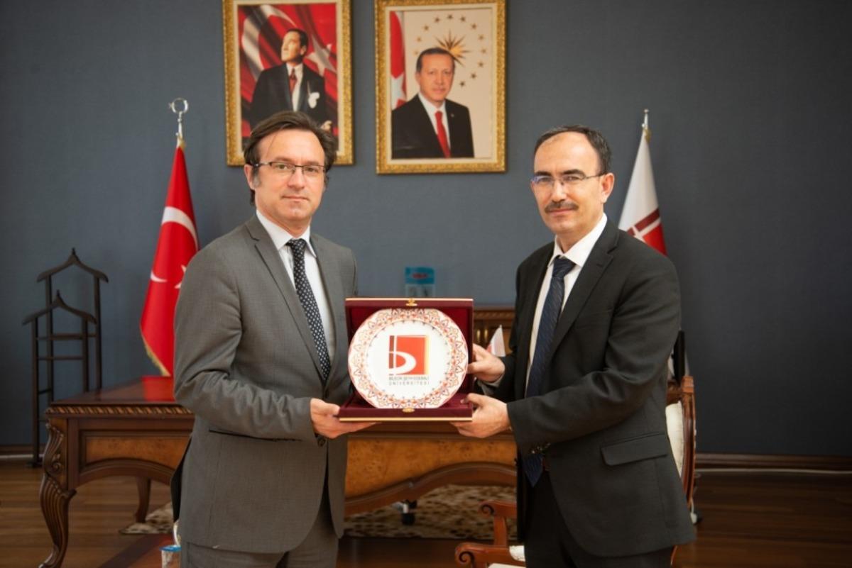 Rekt&ouml;r Beydemir&rsquo;e &rsquo;hayırlı olsun&rsquo; ziyaretleri devam ediyor