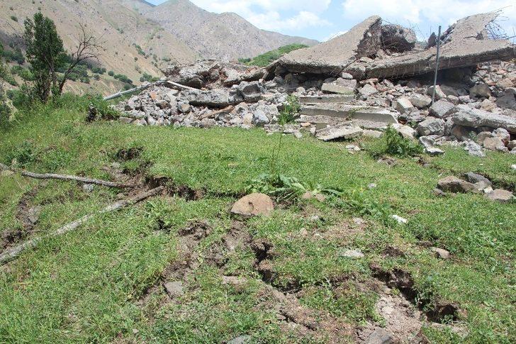 Bingöl’deki deprem sonrası dikkat çeken görüntü G2
