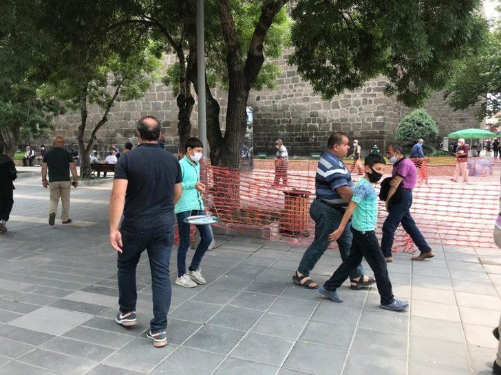 Kayserili vatandaşlar maske kuralına uyuyor G1