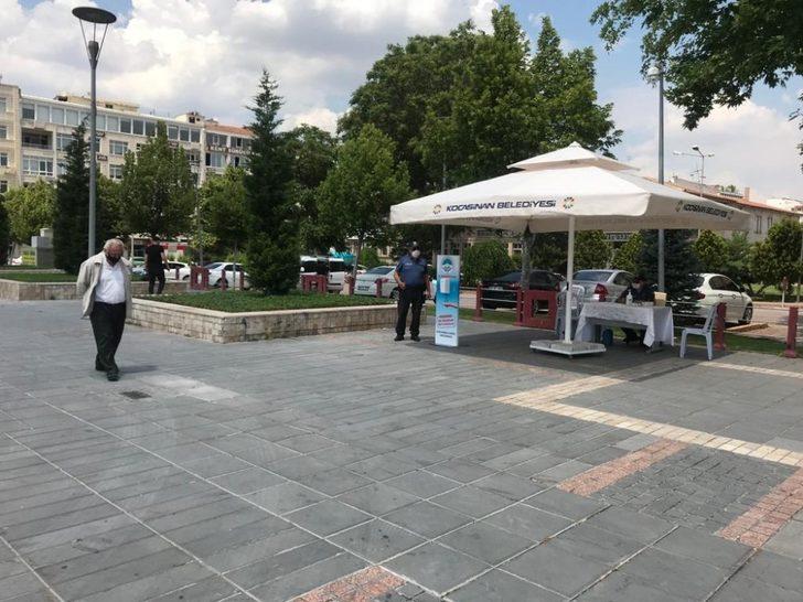 Kayserili vatandaşlar maske kuralına uyuyor G3