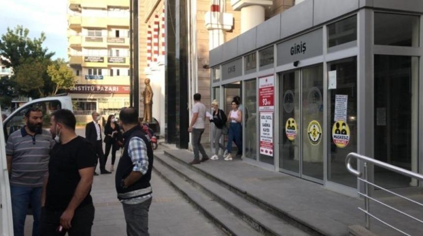 Kesinleşmiş 17 yıl hapis cezası bulunan zanlı Kuşadası&rsquo;nda yakaladı