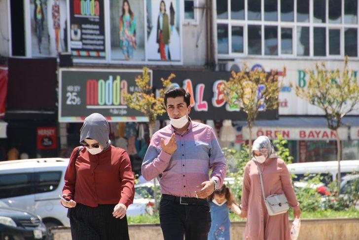 Polisi gören panikle maskeye sarıldı! G2