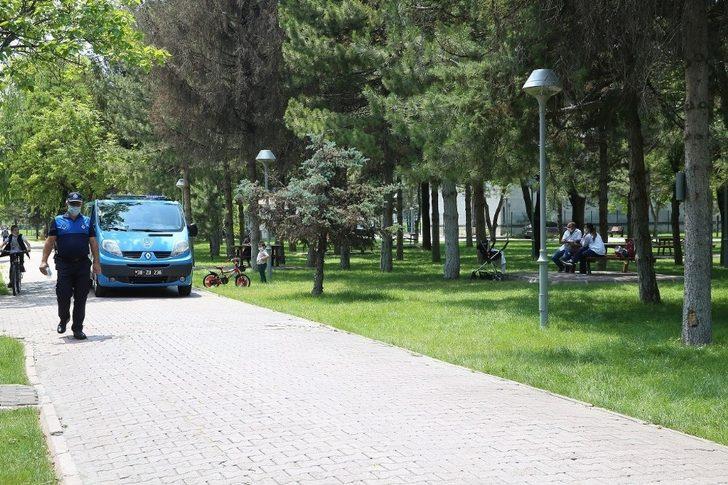 Büyükşehir belediyesi ekipleri vatandaşları anonslarla uyarıyor G1